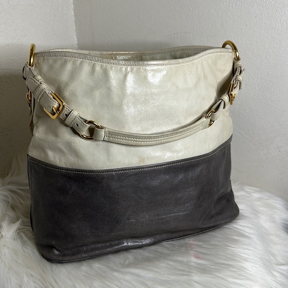 💯Authentic Prada Tote Handbag🍀 - Picture 7 of 16